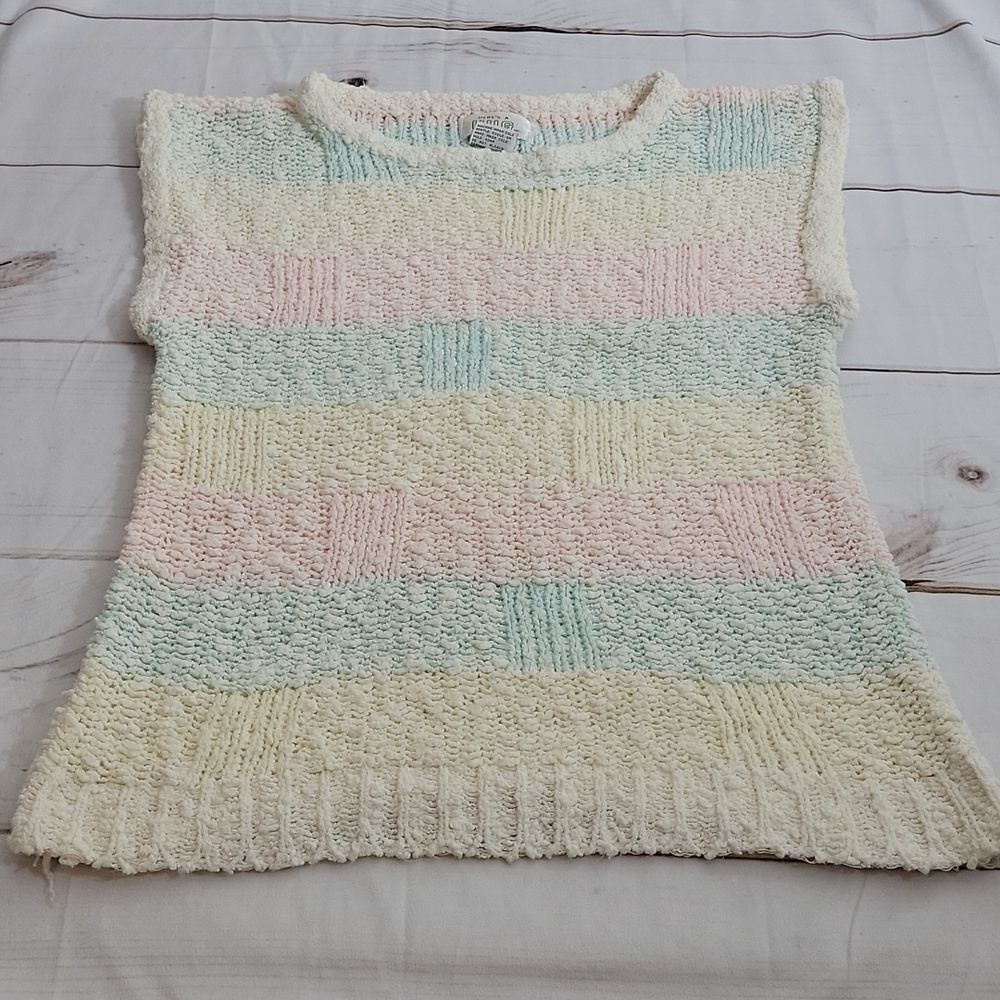 Vintage Here's a Hug Pastels Summer Sleevess Acrylic Sweater size Large